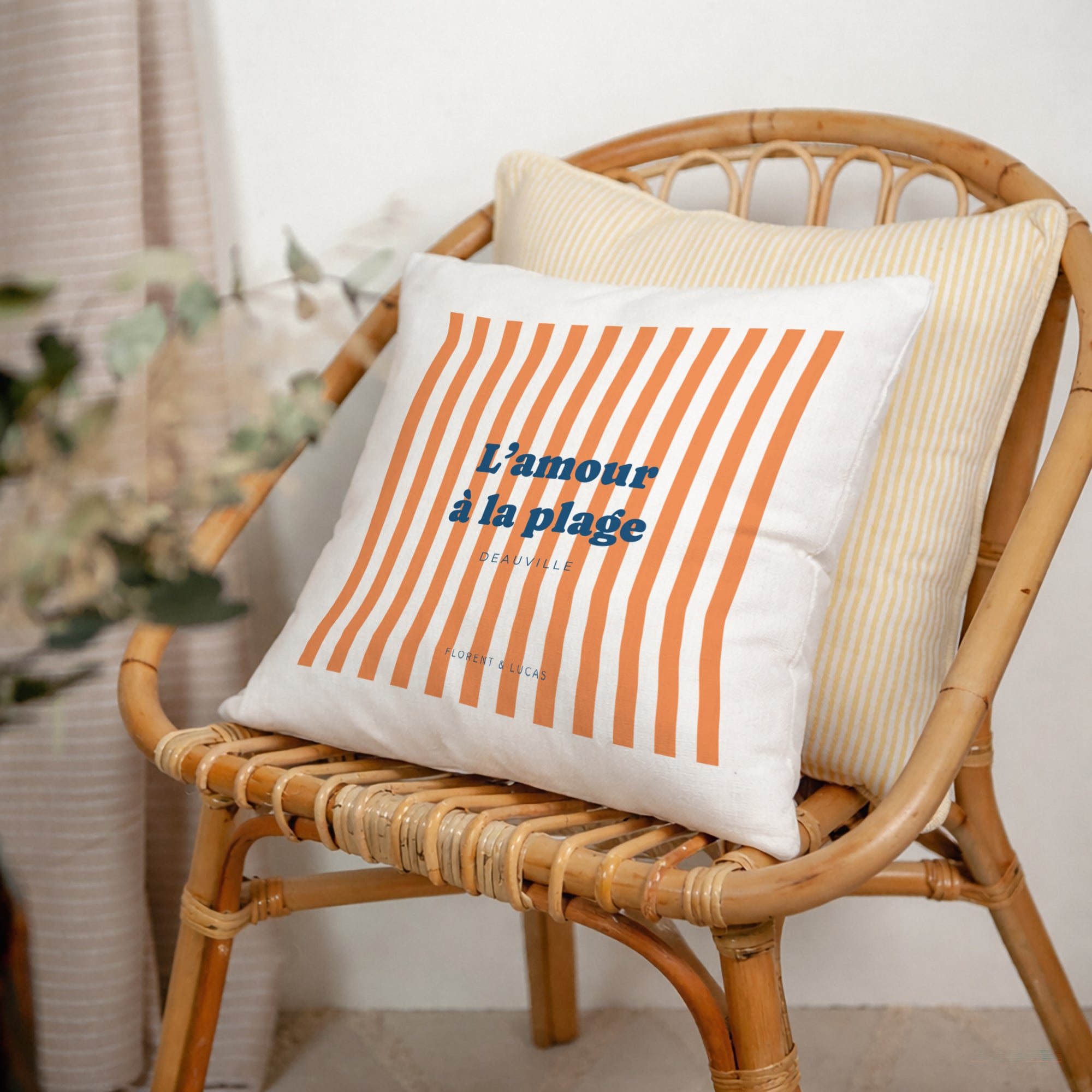Coussin Objets Beige naturel L'amour à la plage orange photo N° 2