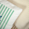Coussin Objets Beige naturel L'amour à la plage vert photo N° 3