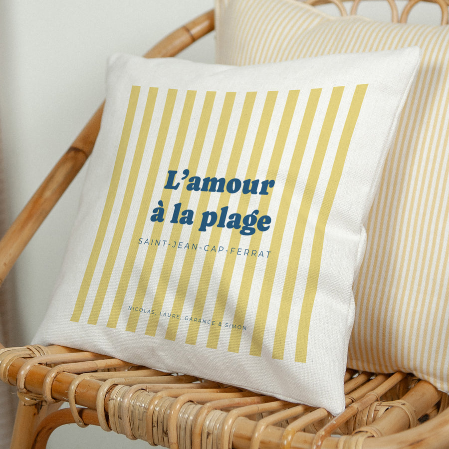 Coussin Objets Beige naturel L'amour à la plage jaune photo