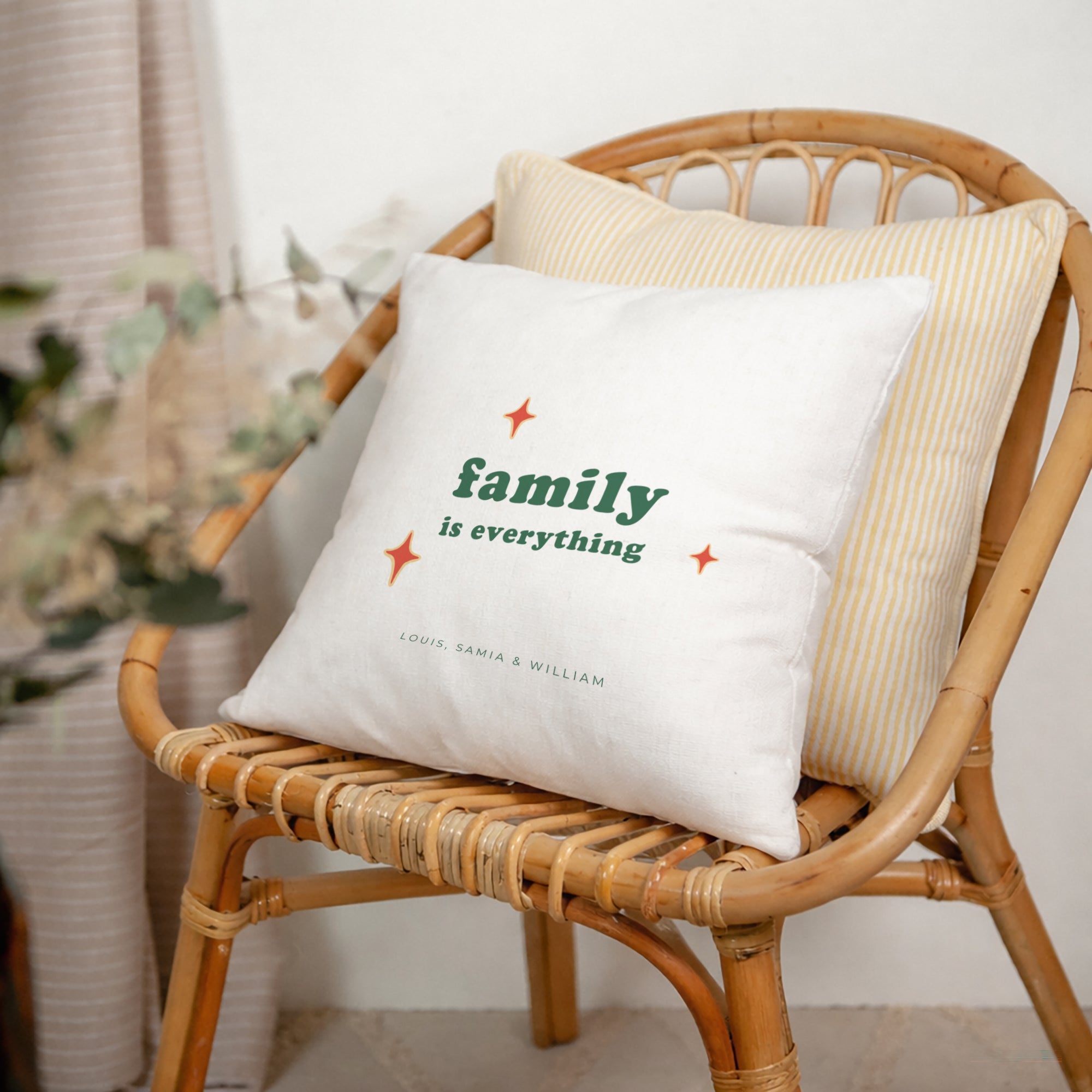 Coussin Objets Beige naturel Family is everything photo N° 2