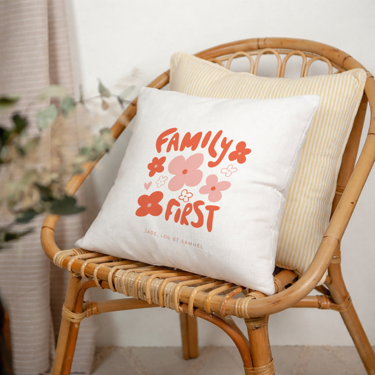 Coussin Objets Beige naturel Family First Pop photo N° 2