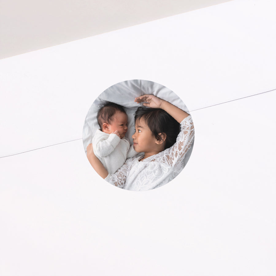 Sticker Naissance Rond Epuré Kraft photo