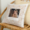 Coussin Objets Beige naturel Liberty rose photo N° 1