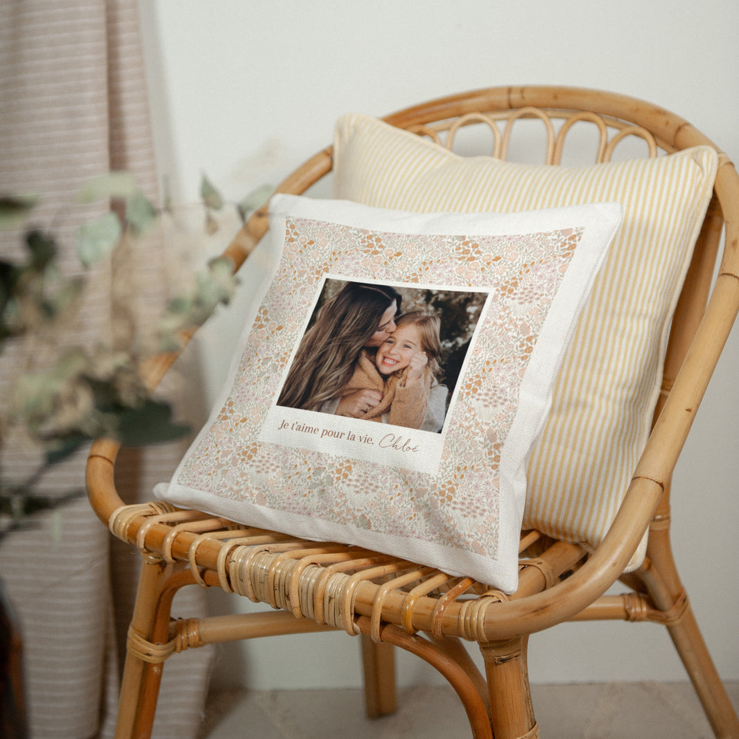 Coussin Objets Beige naturel Liberty rose photo N° 2