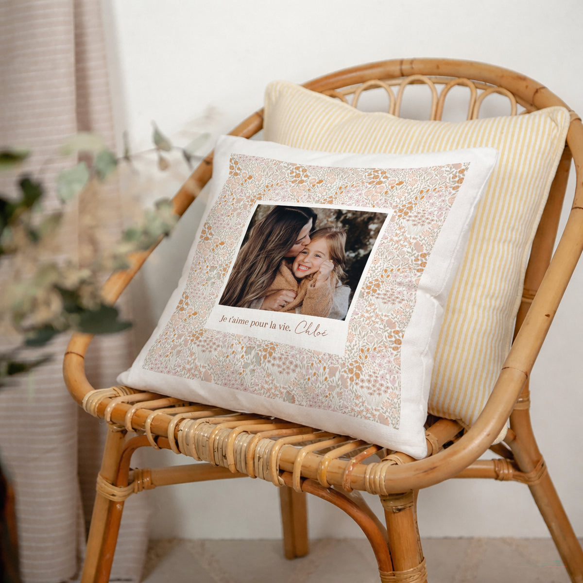 Coussin Objets Beige naturel Liberty rose photo N° 2