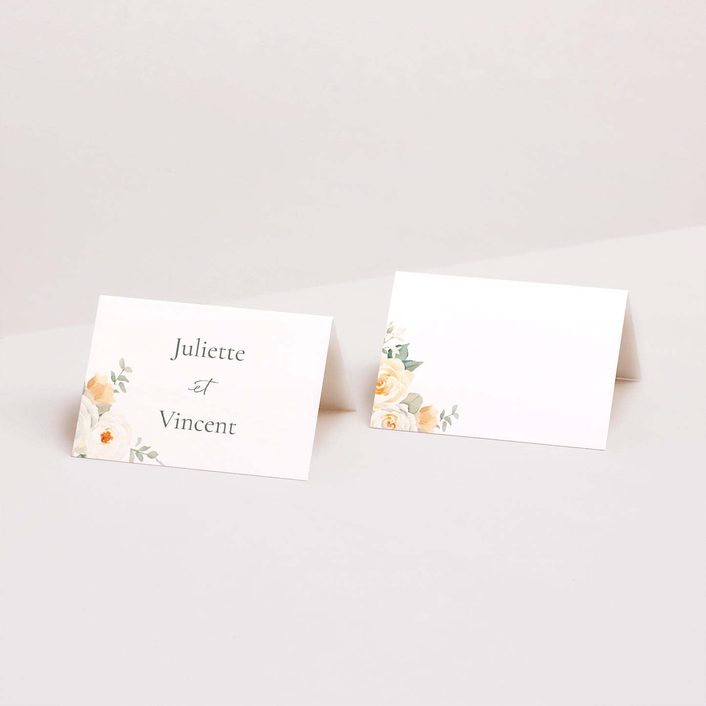 Marque-place Mariage 2 volets Bouquet romantique photo N° 1