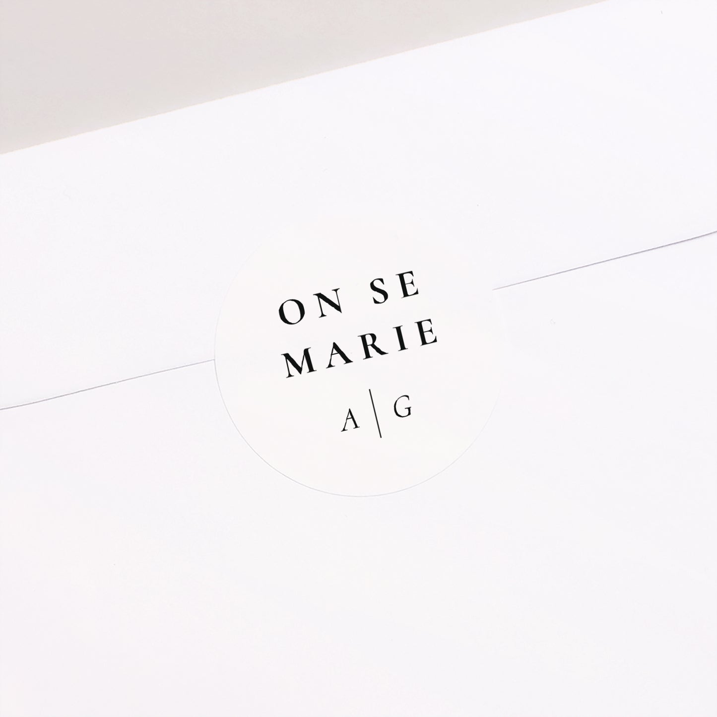 Sticker Mariage Rond TYPO photo N° 1