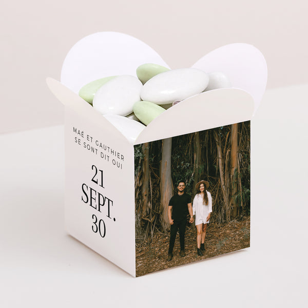Boîte à dragées Mariage Ouverture papillon Typo Date photo