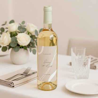 Etiquette bouteille Mariage Portrait Courbes sur fond beige photo N° 2