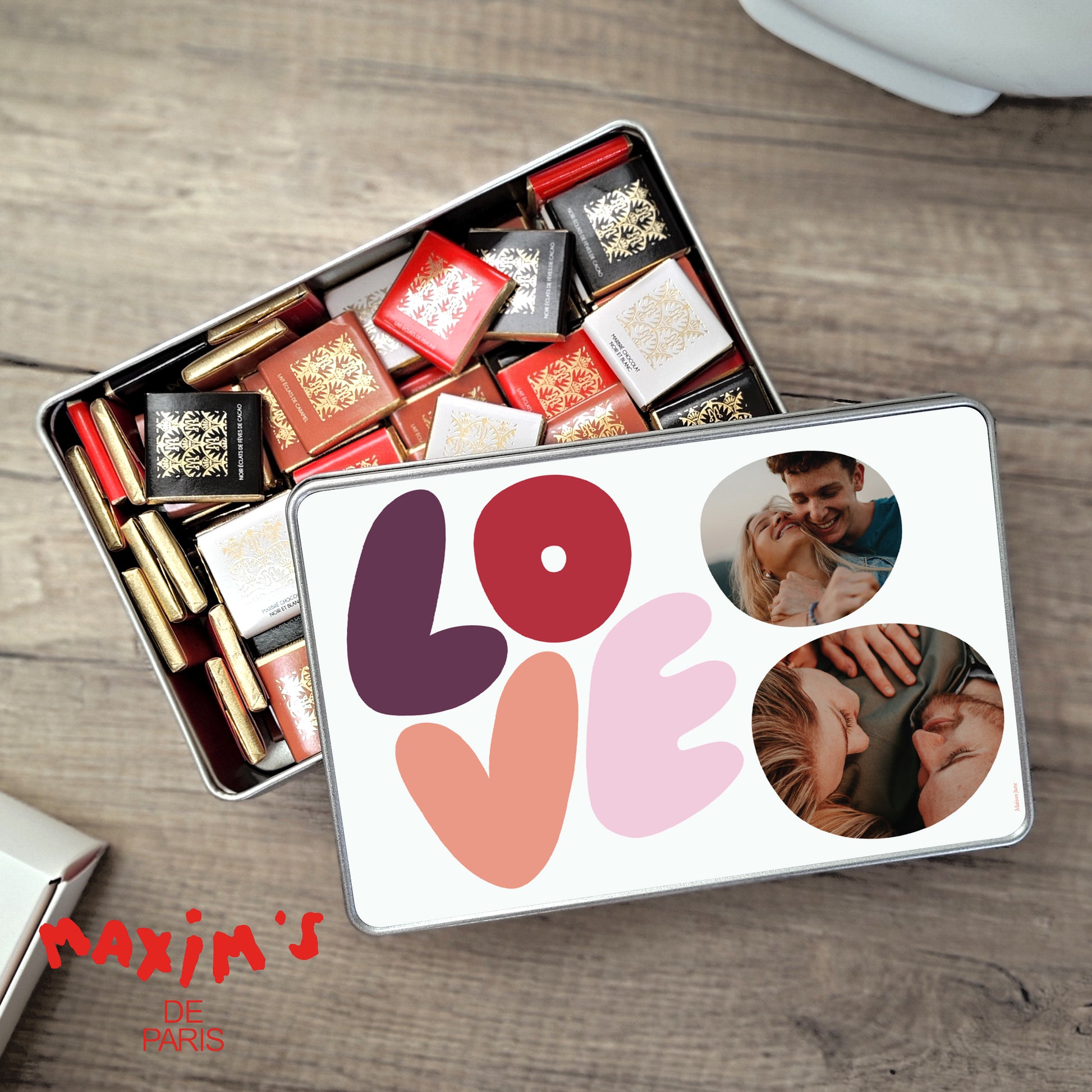 Boite métallique rectangle, garnie de chocolats LOVE photo N° 1