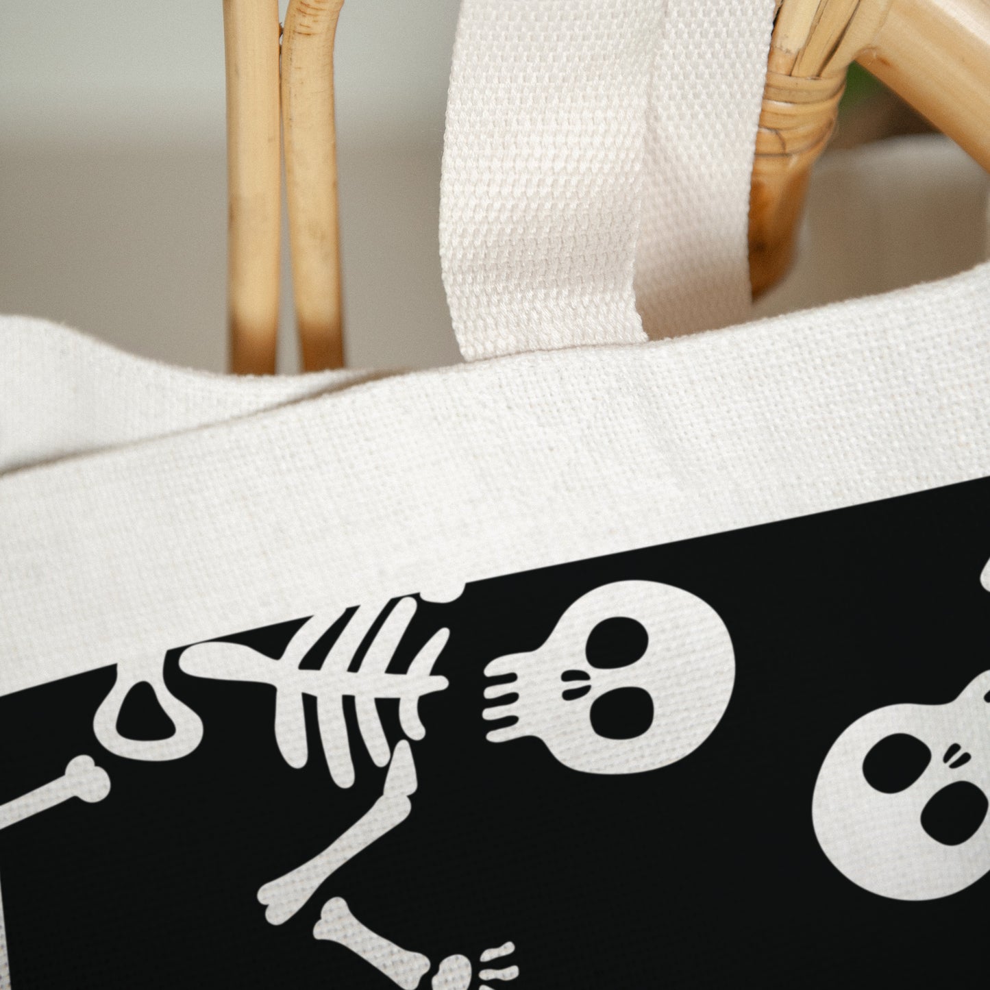 Tote bag Objets Anse en toile La parade des squelettes photo N° 3