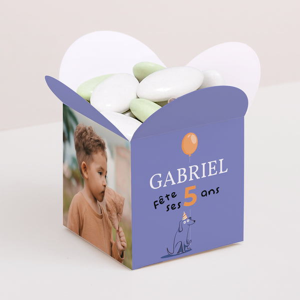 Boîte à bonbons Anniversaire Enfant Ouverture papillon Le chien bleu photo