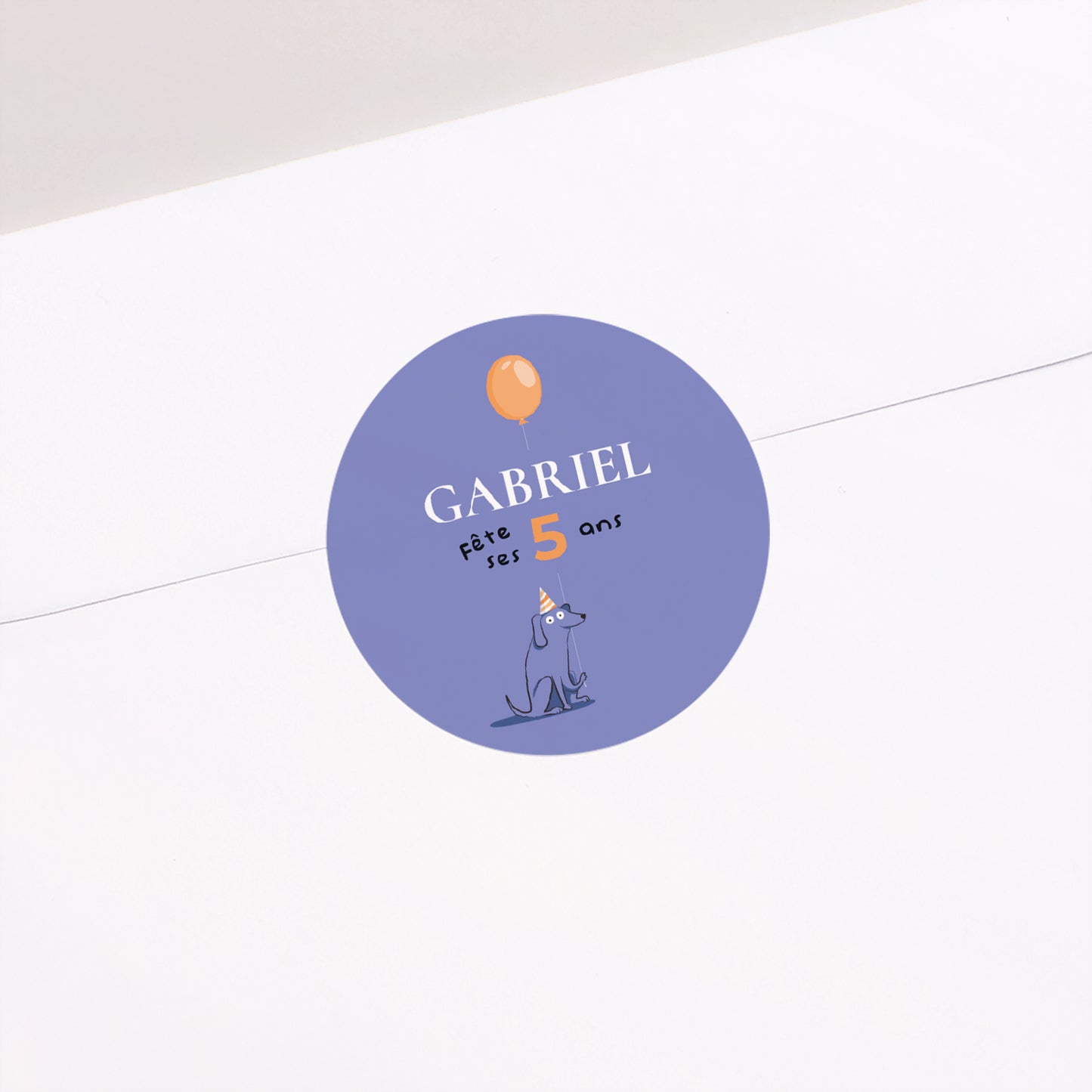 Sticker Anniversaire Enfant Rond Le chien bleu photo N° 2