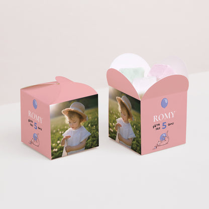 Boîte à bonbons Anniversaire Enfant Ouverture papillon Le chat rose photo N° 2