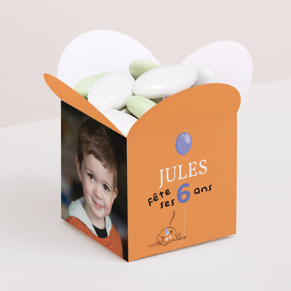 Boîte à bonbons Anniversaire Enfant Ouverture papillon Le chat orange photo