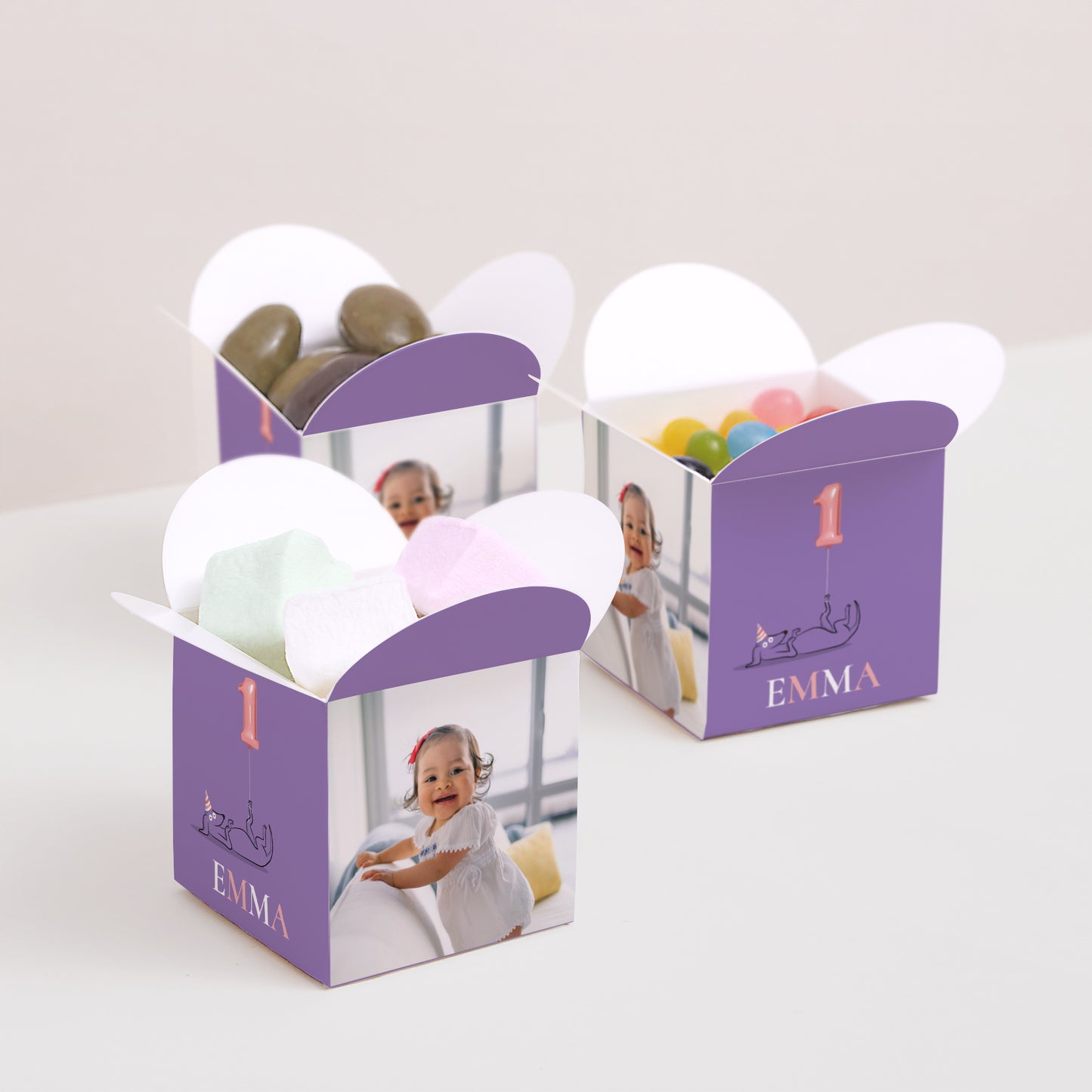 Boîte à bonbons Anniversaire Enfant Ouverture papillon Le chien violet photo N° 3