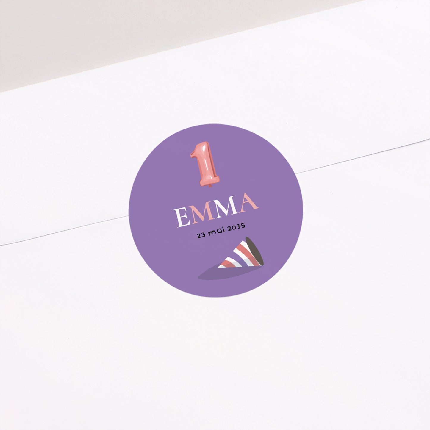 Sticker Anniversaire Enfant Rond Le chien violet photo N° 2