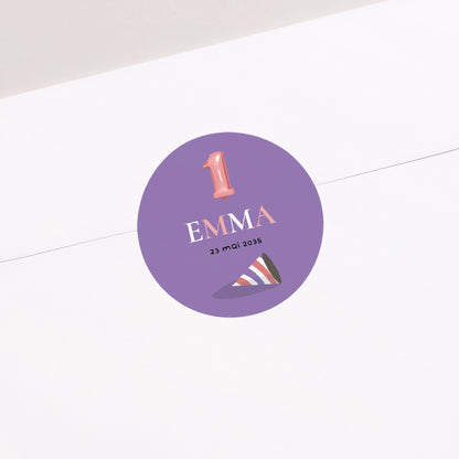 Sticker Anniversaire Enfant Rond Le chien violet photo N° 2