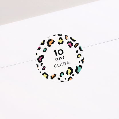 Sticker Anniversaire Enfant Rond Léopard coloré photo N° 1