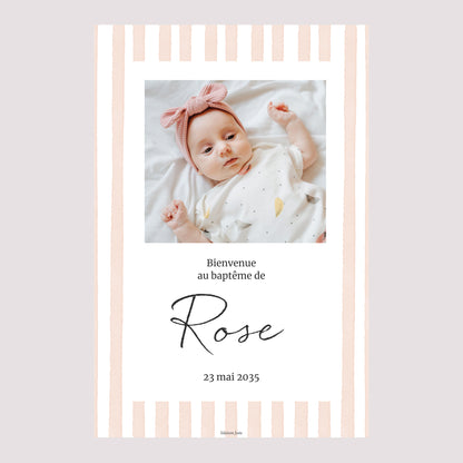 Panneau bienvenue Baptême Portrait 60 x 90 cm Rayures roses claires II photo N° 2