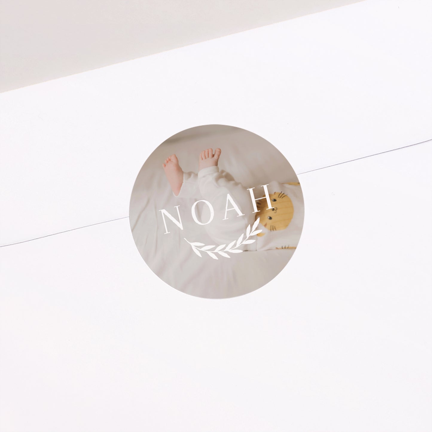 Sticker Naissance Rond Baby Focus photo N° 1