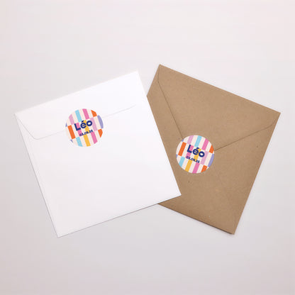 Sticker Naissance Rond Un Monde en Couleurs photo N° 3