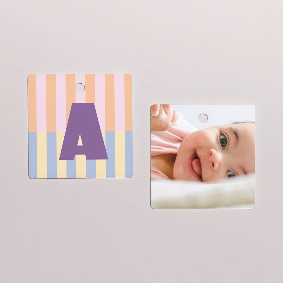 Etiquette perforée Naissance Carrée Colorful stripes pink II photo