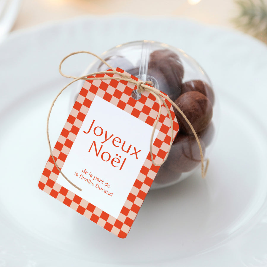 Boîte à dragées Fin d'année boule avec étiquette fanion Magie de Noël photo