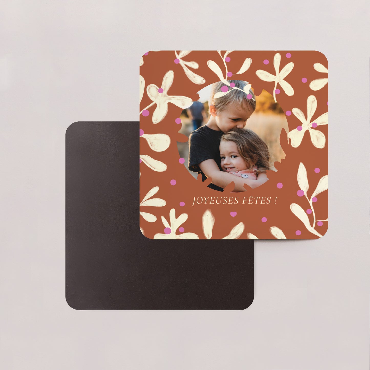 Carte de Noel Fin d'année Lot de 8, magnétique, carré coins arrondis Houx fuchsia photo N° 2