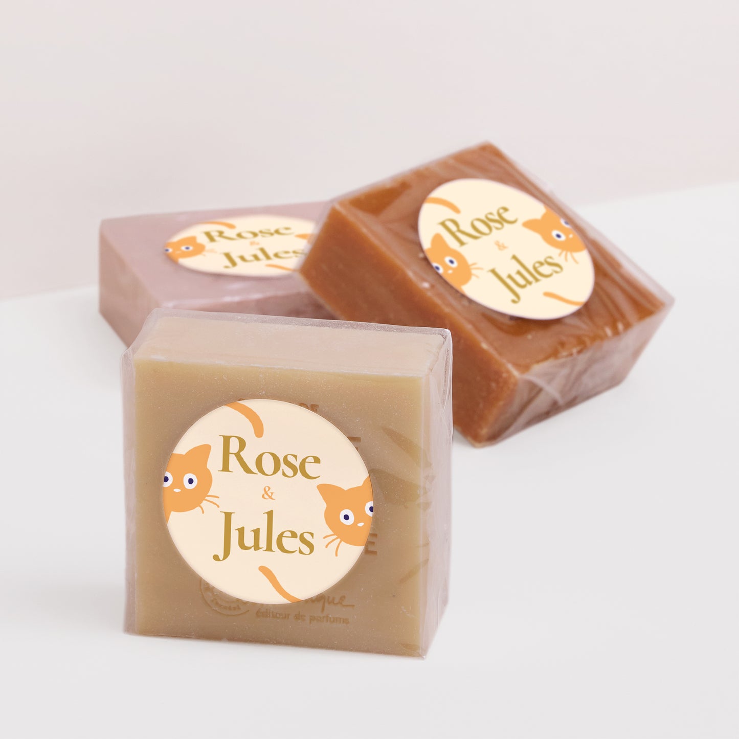 Sticker Naissance Rond Chatons d'amour photo N° 2