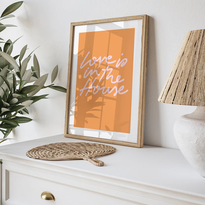 Affiche Portrait Love is in the house photo N° 5