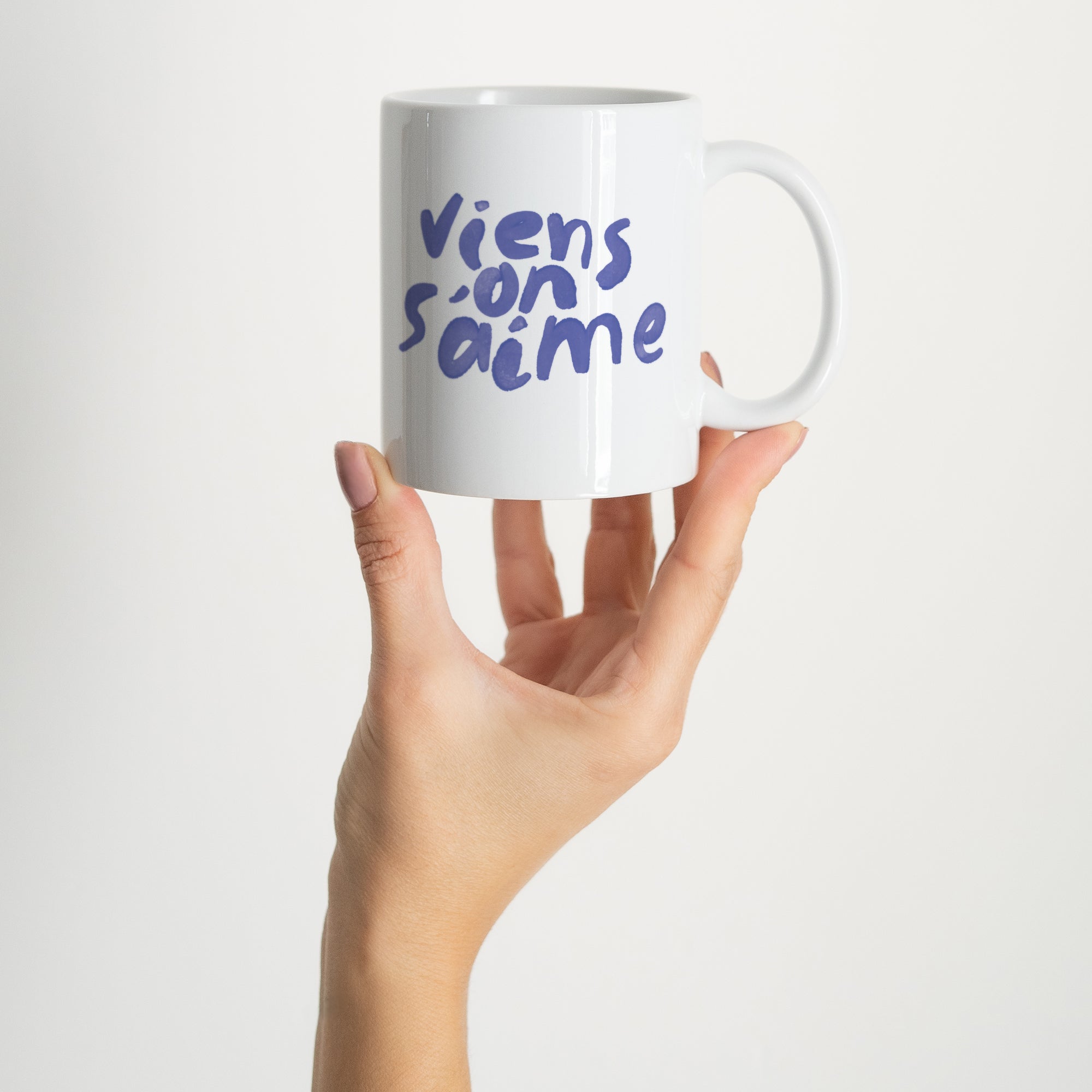 Mug Blanc Viens on s'aime ! photo N° 2
