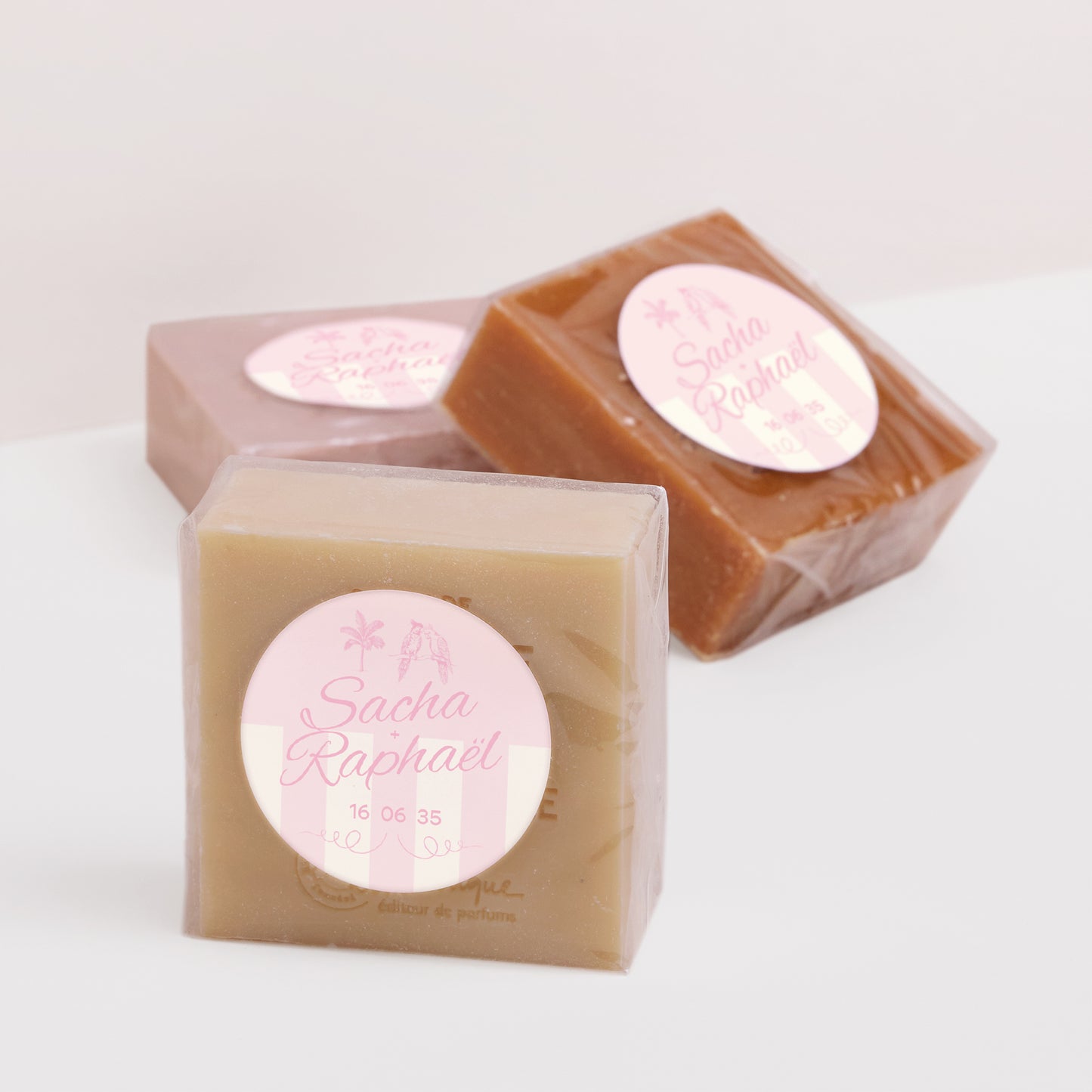 Sticker Mariage Rond Lovebirds photo N° 2