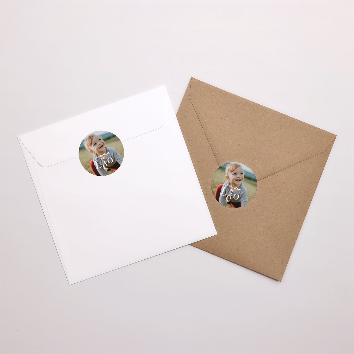 Sticker Baptême Rond Le Temps de la Grâce photo N° 3