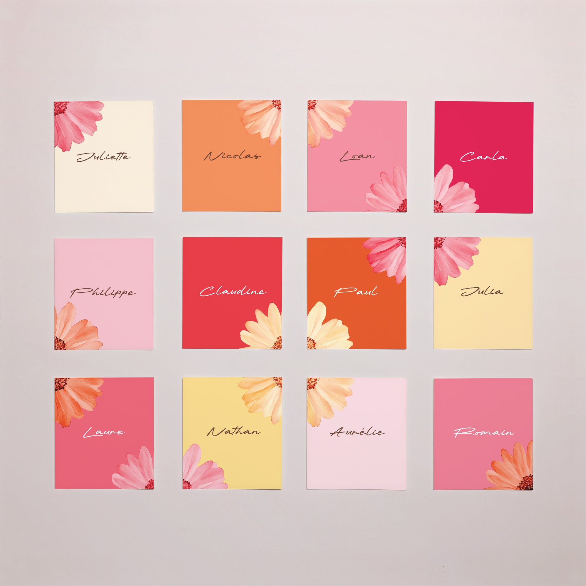 Marque-place Mariage Lot de 12 Éclats de Fleurs photo N° 1