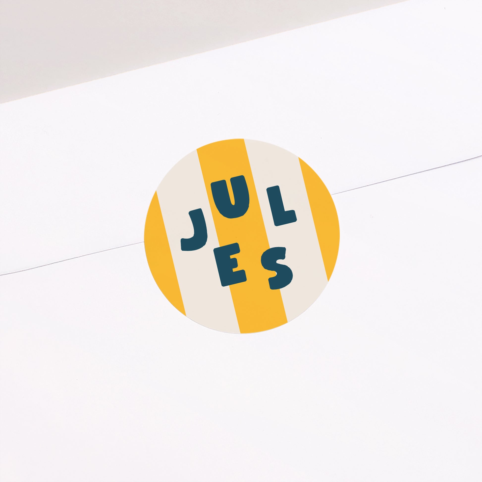 Sticker Naissance Rond Born Cool photo N° 1