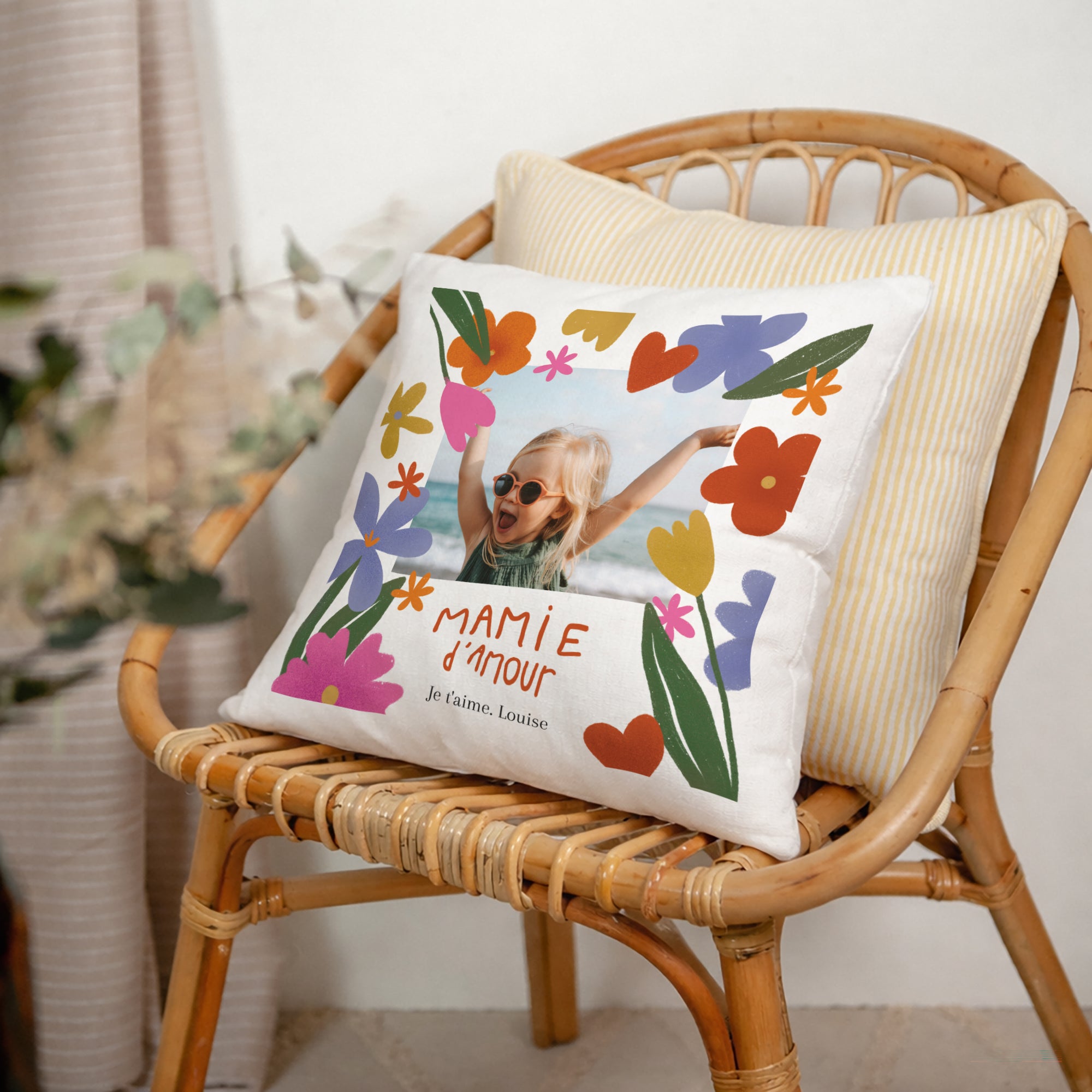 Coussin Beige naturel Mamie en or photo N° 2