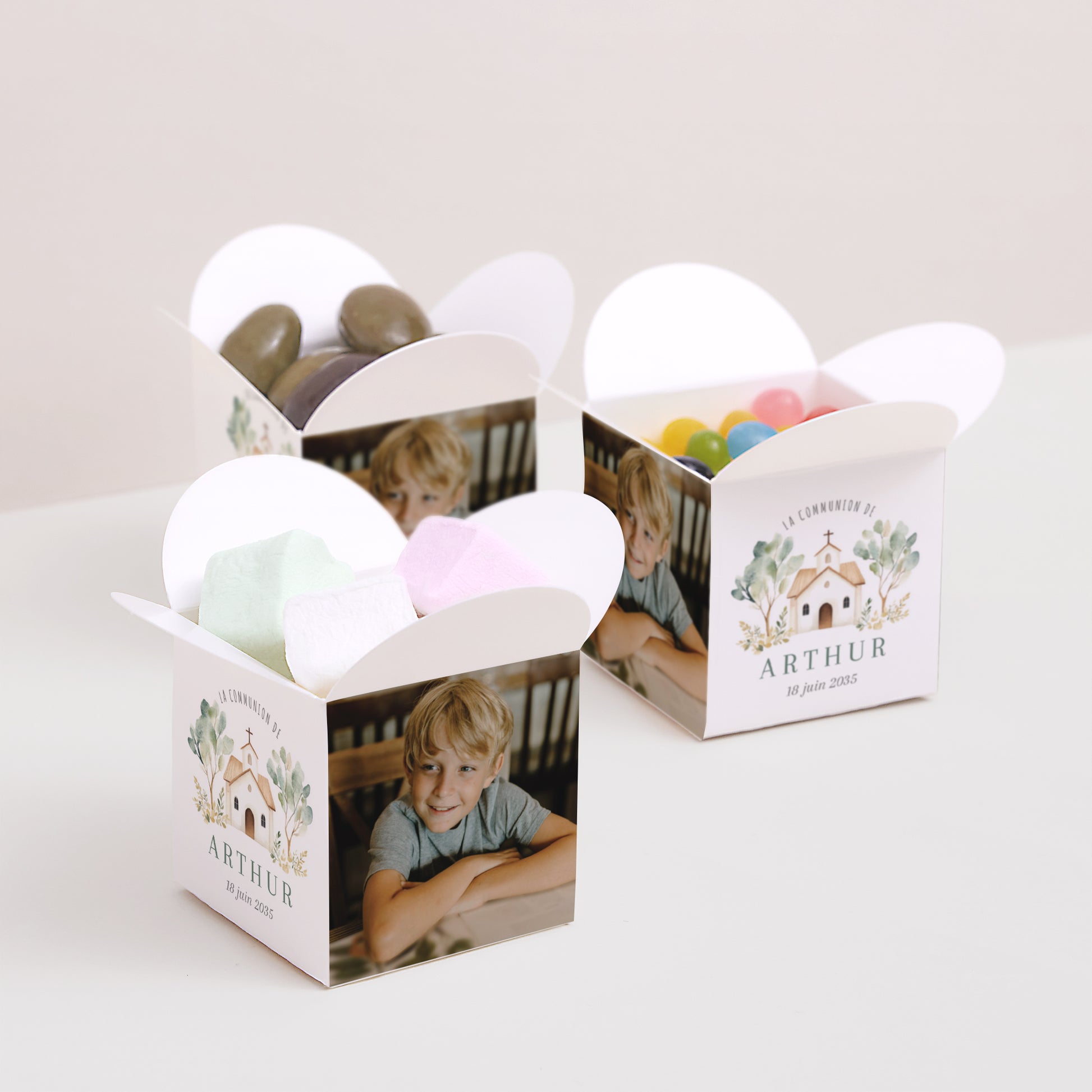 Boîte à dragées Communion Ouverture papillon La Maison de Lumière photo N° 3