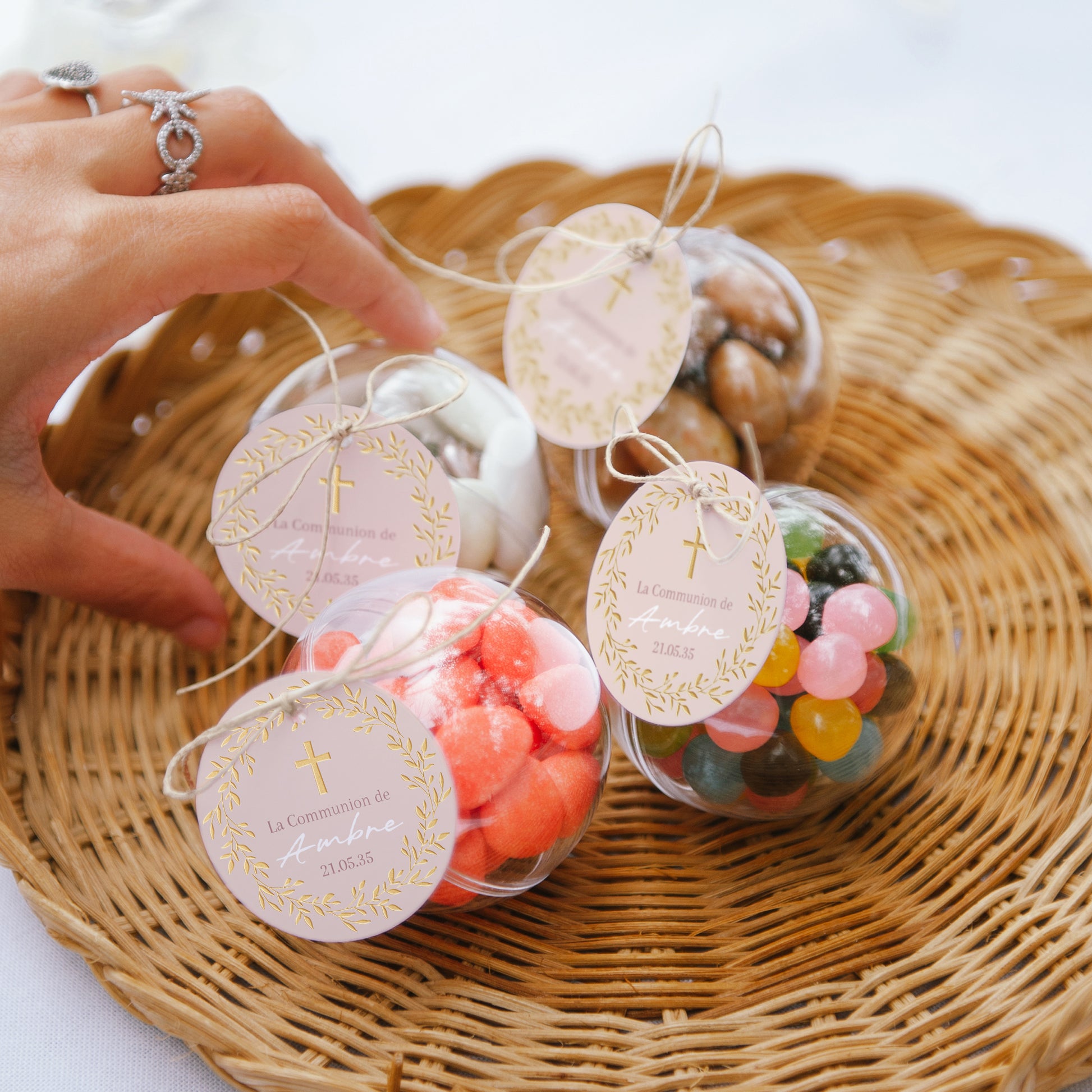 Boîte à dragées Communion boule avec étiquette ronde Bénédiction Dorée Rose photo N° 2