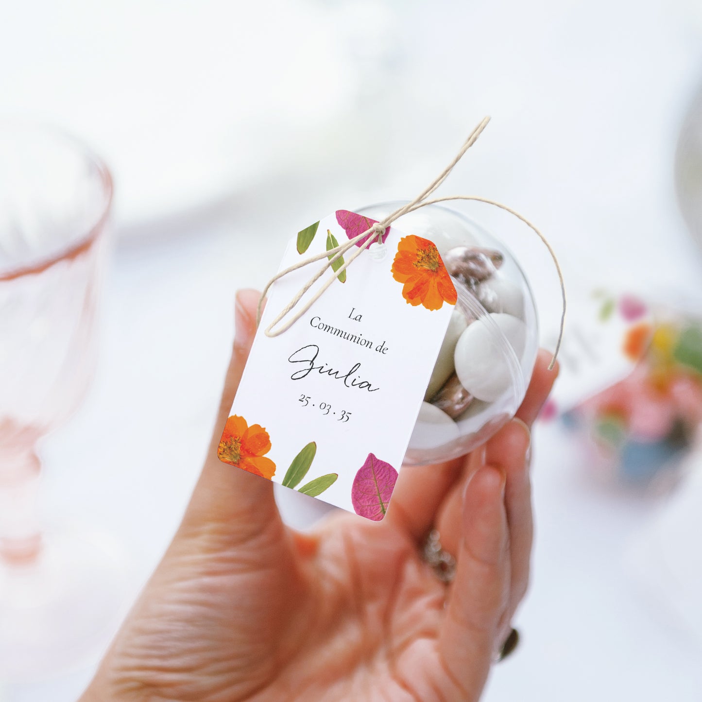 Boîte à dragées Communion boule avec étiquette fanion Brise de Printemps photo N° 3