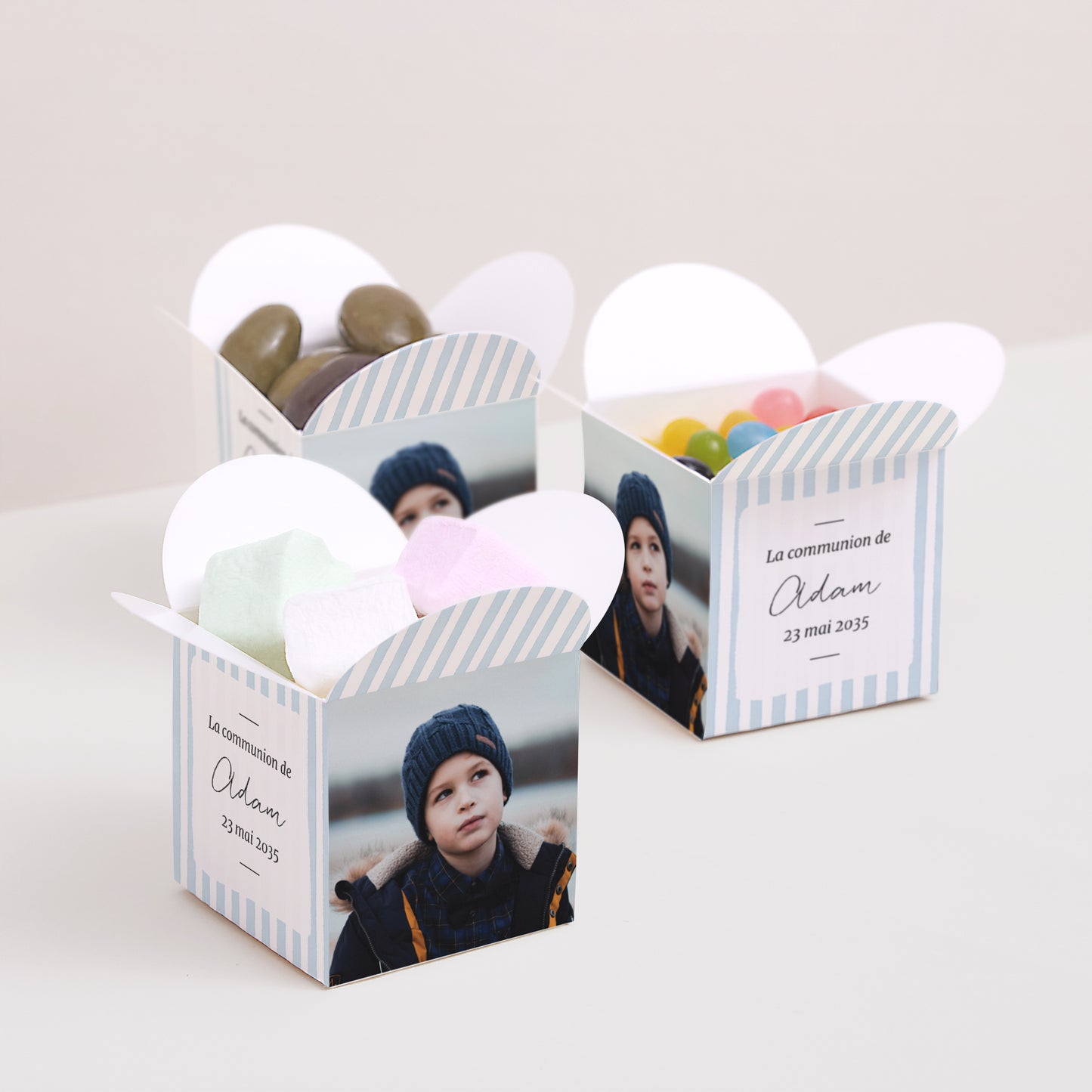 Boîte à dragées Communion Ouverture papillon Entre les Lignes Bleues photo N° 3