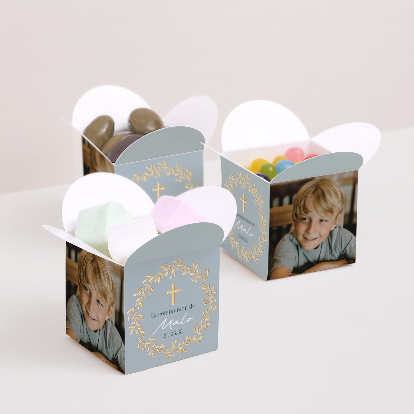 Boîte à dragées Communion Ouverture papillon Bénédiction Dorée bleue photo N° 3