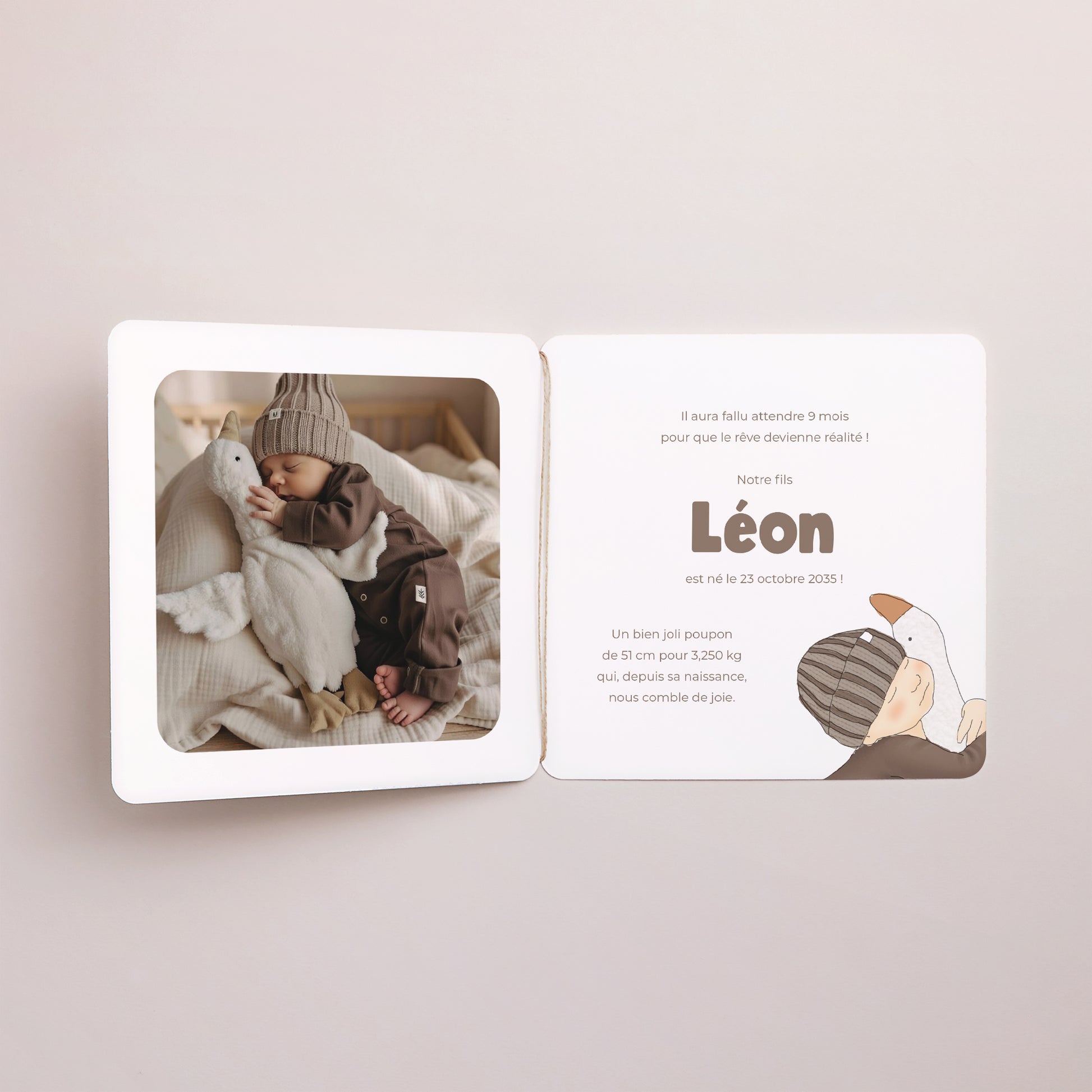 Faire-part Naissance Carré double volet, coins arrondis, étiquette ronde Plume de douceur II photo N° 2