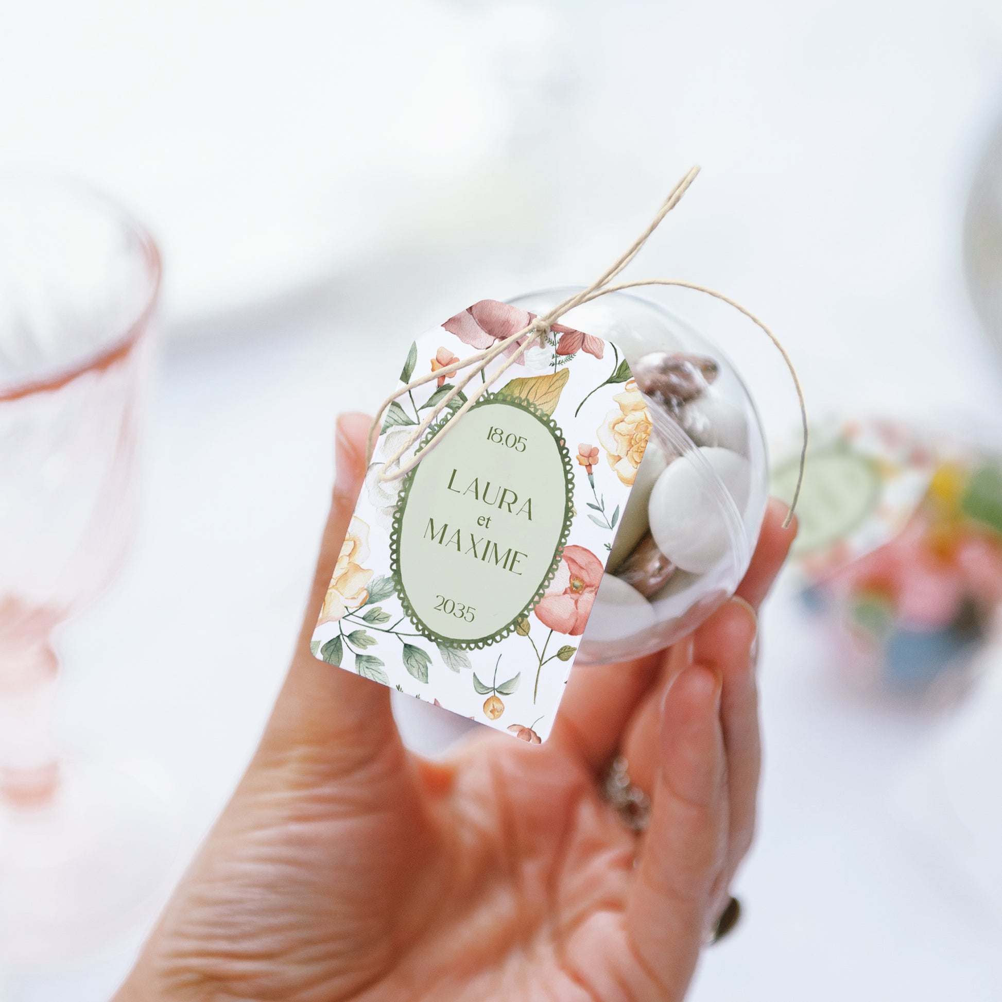 Boîte à dragées Mariage boule avec étiquette fanion Jardin d'amour photo N° 3