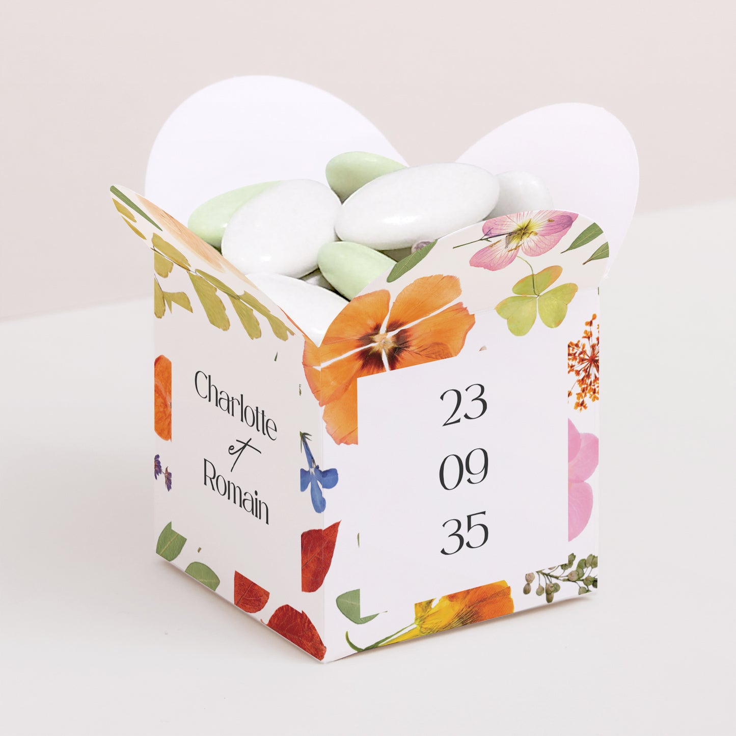 Boîte à dragées Mariage Ouverture papillon Herbier d’Amour photo N° 1