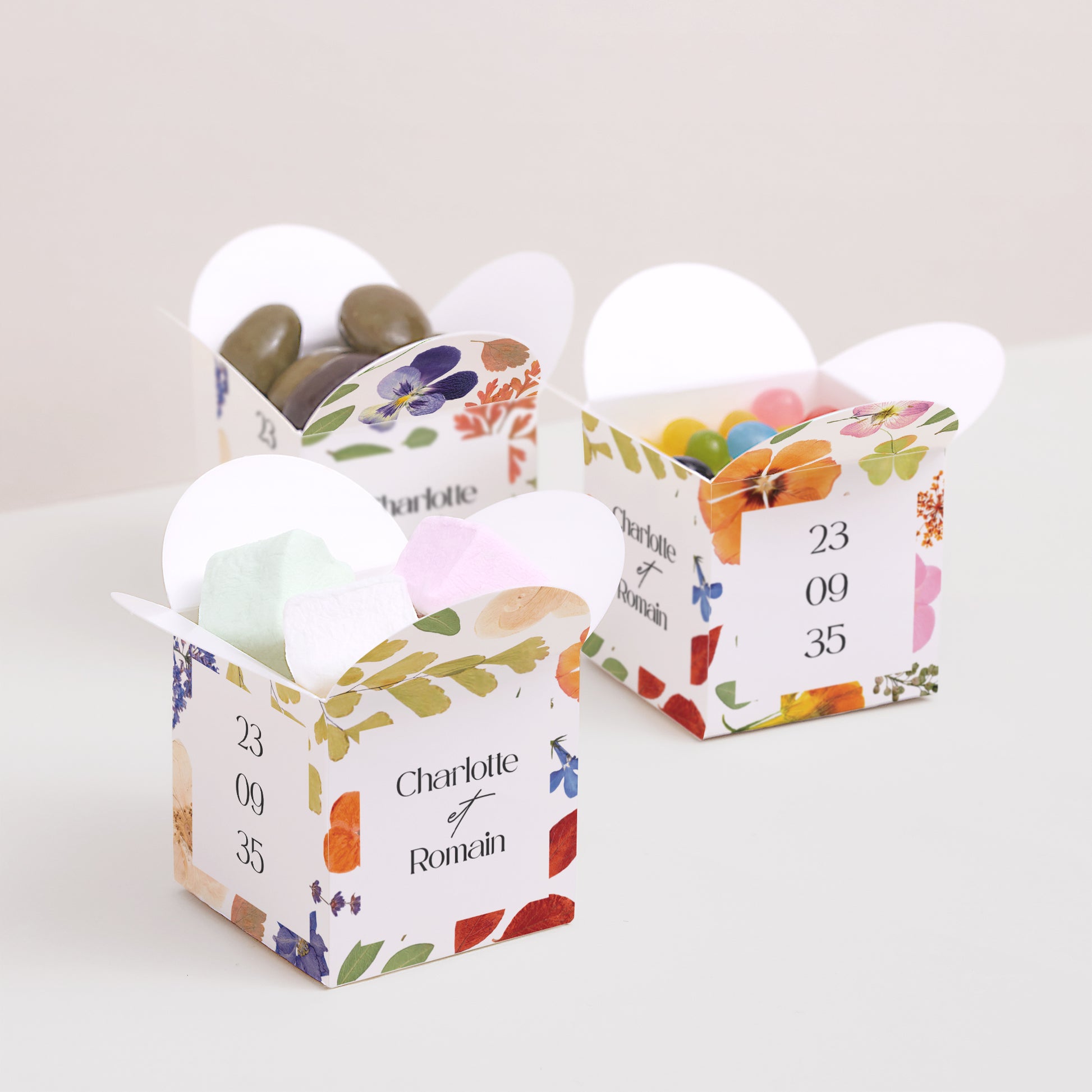 Boîte à dragées Mariage Ouverture papillon Herbier d’Amour photo N° 3