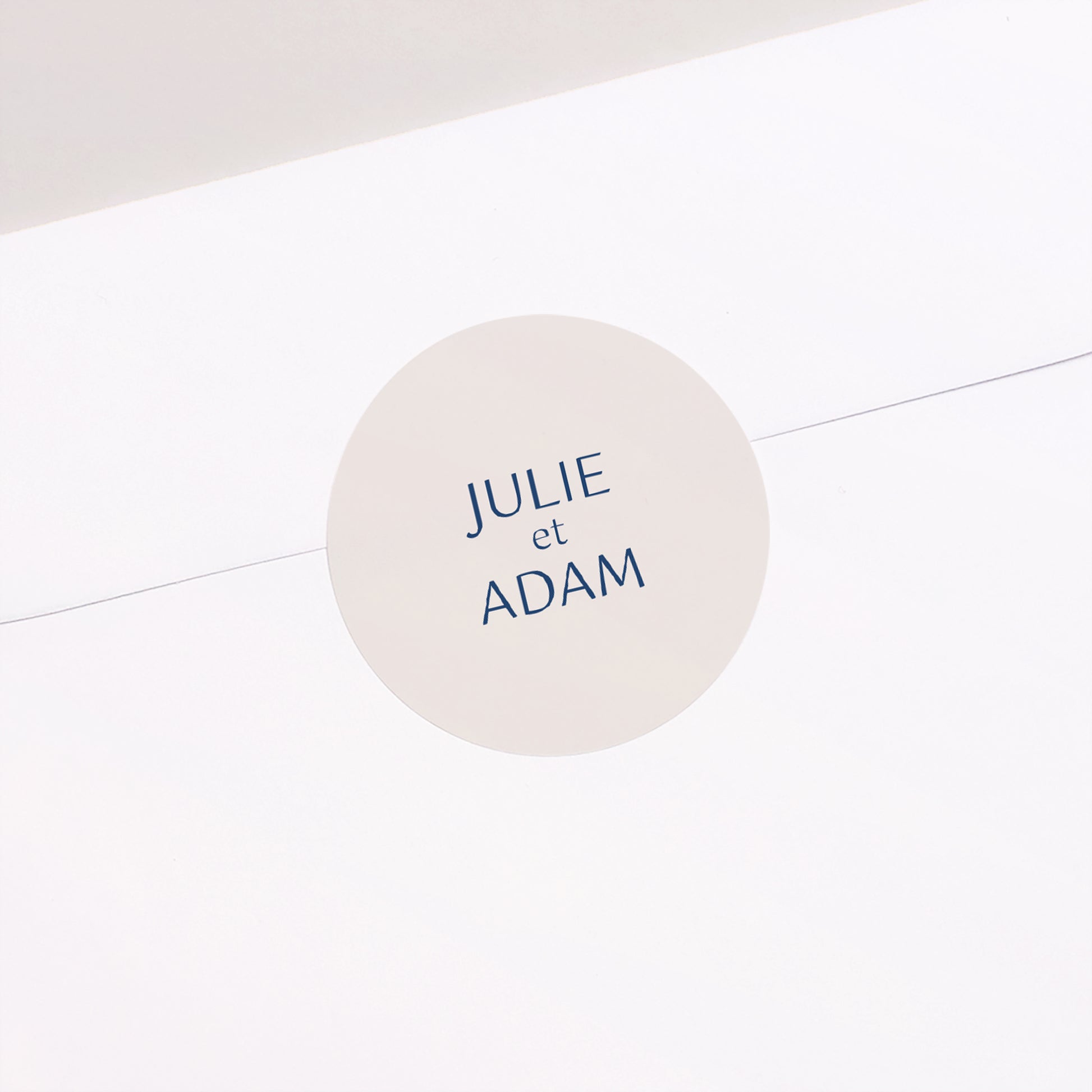 Sticker Mariage Rond Faubourg Saint-Honoré photo N° 1